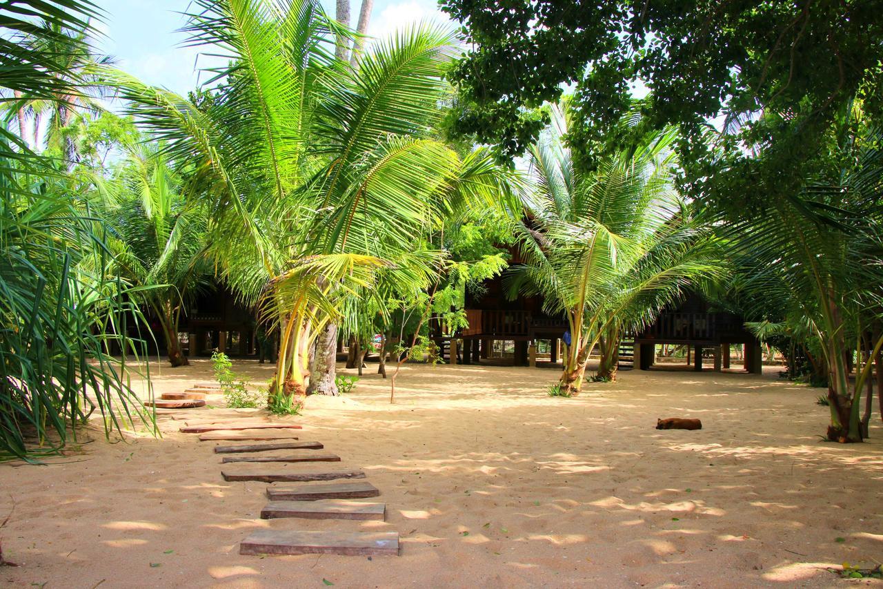 Shiva'S Beach Cabanas Tangalle Exterior foto